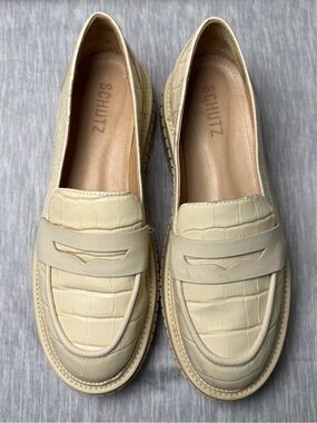 Schutz Croc Cream Embossed Penny Loafer Old Money Quiet Luxury Preppy - US 6.5